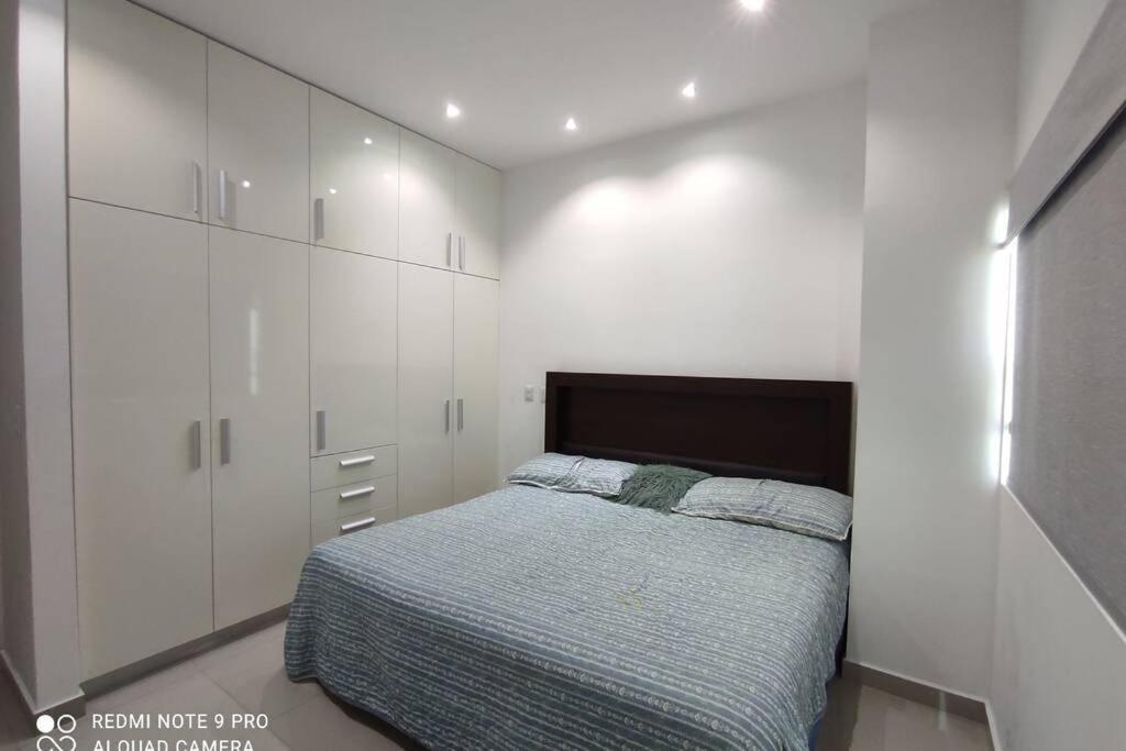 Condominio Torre Eme Frente Al Malecon Vista A La Ciudad Con Alberca Y Algo Al Mar Gimnacio Mazatlán Eksteriør bilde